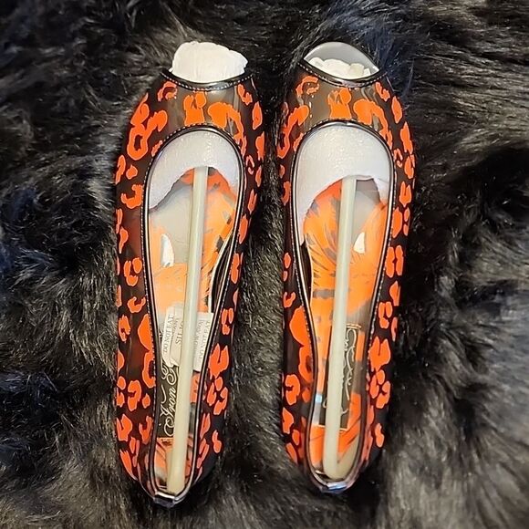 NIB Iron Fist Girls Raw Power Peep Toe Orange Size 7 - Picture 4 of 7